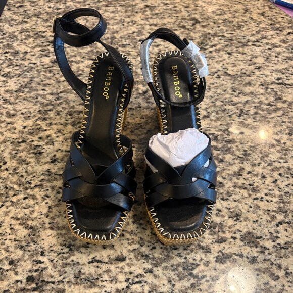 Fashion Nova Lottie Raffia Ankle Strap Platform Wedges Black | Size 7 New No Box - Picture 4 of 8